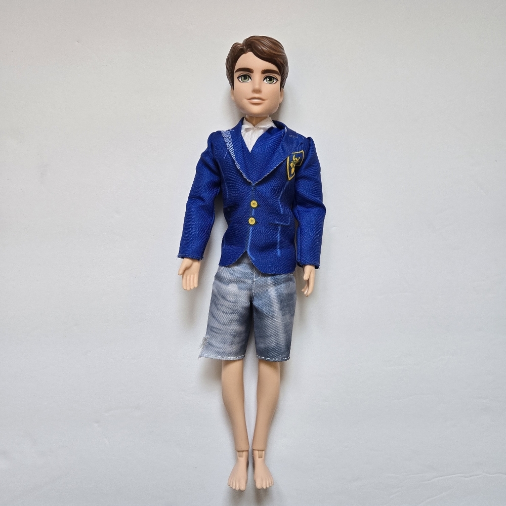 Disney Hasbro The Descendants Prince Ben Auradon Prep Boy Doll